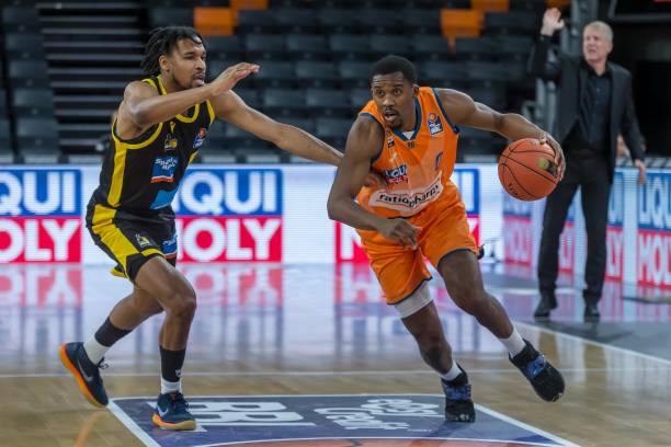 锋线大将 锋线大将