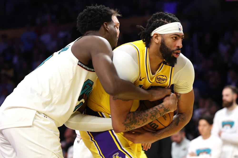 他以精准突 他以精准突