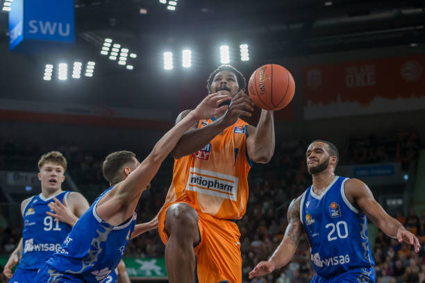 对于莱斯特 对于莱斯特